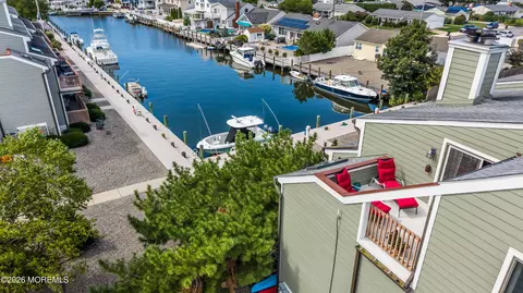 8 Hidden Harbor Dr #8, Point Pleasant Beach, NJ 08742