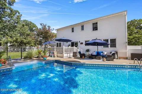 1467 Pueblo Ct, Toms River, NJ 08755