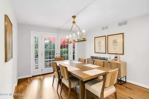 Dining - 2 Hickory Ct #B, Brielle, NJ 08730 photo 2 of 2
