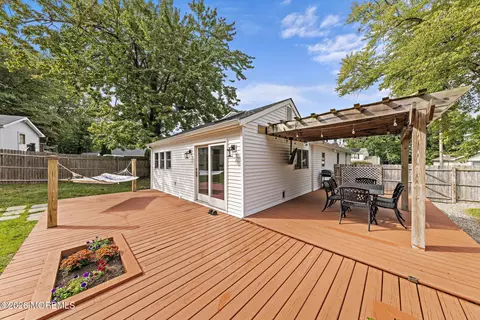 Exterior - 108 Hamilton Ave, Leonardo, NJ 07737 photo 12 of 12
