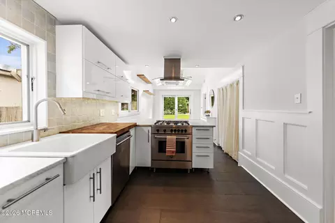 Kitchen - 108 Hamilton Ave, Leonardo, NJ 07737 photo 1 of 8