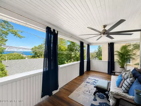 28 Twinlights Ter, Highlands, NJ 07732