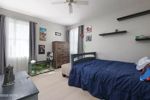 Bedroom - 719 Drum Point Rd, Brick, NJ 08723 photo 3 of 5
