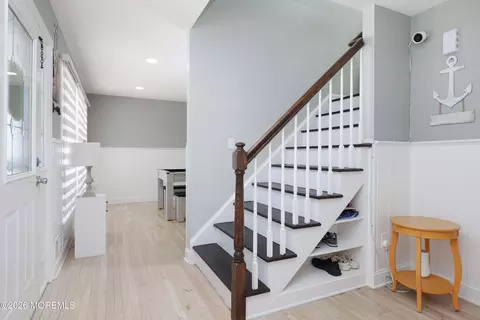 Entry Way - 719 Drum Point Rd, Brick, NJ 08723 photo 1 of 3