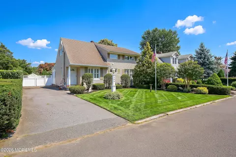 904 Homestead Rd, Sea Girt, NJ 08750