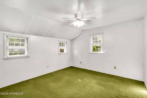 Bedroom - 1526 Beverly Rd, Lacey, NJ 08734 photo 2 of 2