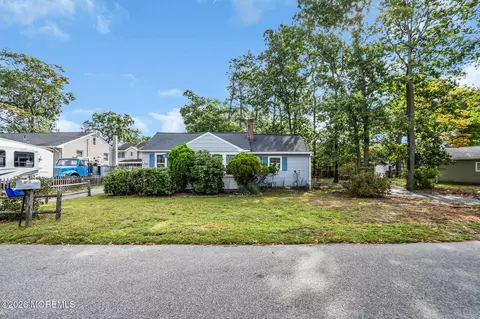 Exterior - 1526 Beverly Rd, Lacey, NJ 08734 photo 5 of 7