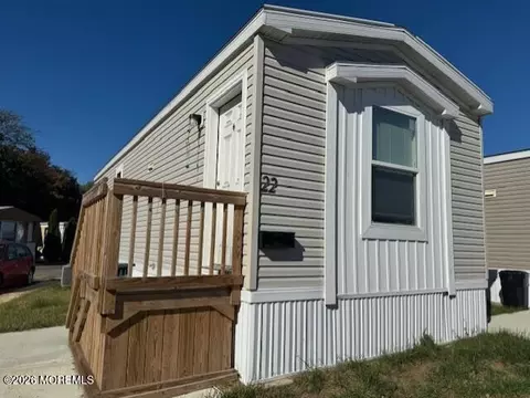 22 Avenue C, Keansburg, NJ 07734
