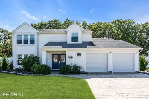 41 Deer Run Dr S, Barnegat, NJ 08005