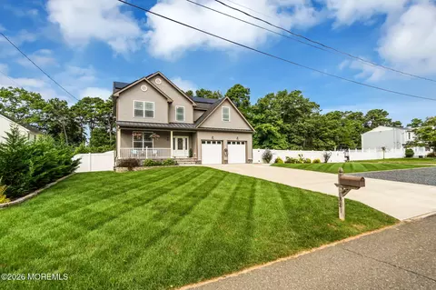432 Nixon Ave, Bayville, NJ 08721