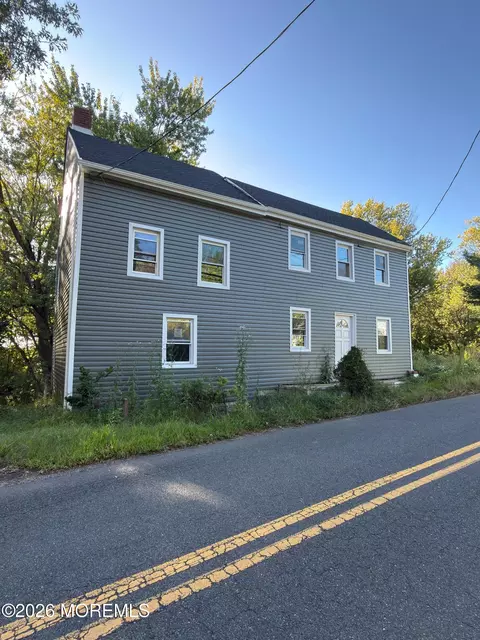 55 Imlaystown Rd, Cream Ridge, NJ 08514