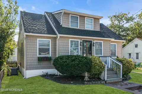 Exterior - 92 Pinehurst Rd, Brick, NJ 08723 photo 3 of 16