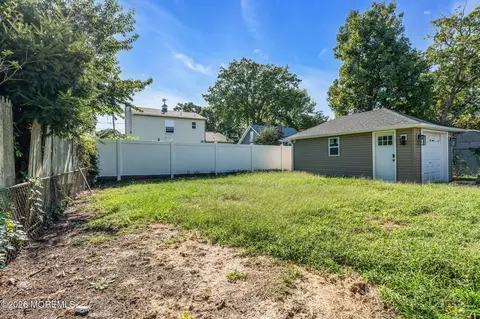 Exterior - 92 Pinehurst Rd, Brick, NJ 08723 photo 11 of 16