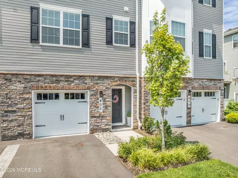 403 Arose Ln, Middletown, NJ 07748