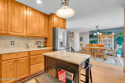 Kitchen - 23 Dolphin Way, Waretown, NJ 08758 photo 4 of 6
