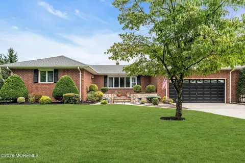 158 Hardenburg Ln, East Brunswick, NJ 08816