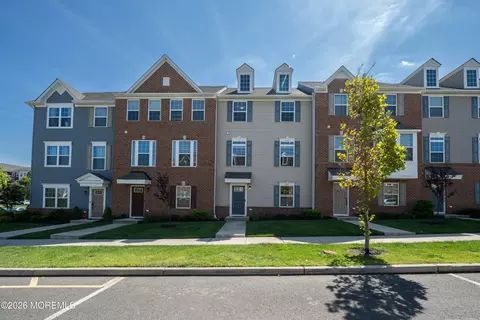 3 Midland Ave, Cliffwood, NJ 07721