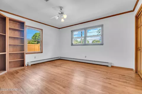 Bedroom - 141 Sunset Dr, Forked River, NJ 08731 photo 2 of 3