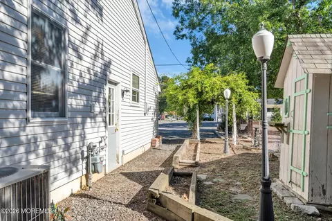 Exterior - 141 Sunset Dr, Forked River, NJ 08731 photo 14 of 20