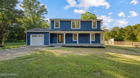 3 E Caines Dr, Cream Ridge, NJ 08514