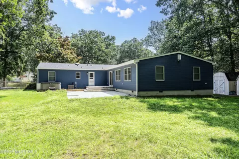 Exterior - 21 Murdock Pl, Jackson, NJ 08527 photo 2 of 3