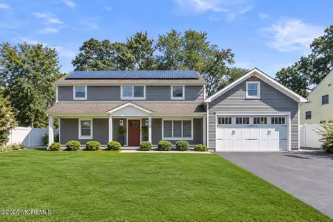 27 Branch Rd, Oakhurst, NJ 07755
