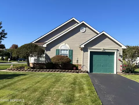 2319 Logan Ct, Toms River, NJ 08755