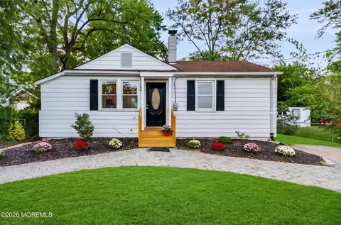 16 Creek Rd, Keansburg, NJ 07734