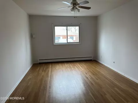 25 Cedar St #C, Toms River, NJ 08757