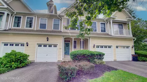 118 S Shore Dr, South Amboy, NJ 08879