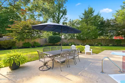 Exterior - 75 Chestnut Ave, Brick, NJ 08724 photo 3 of 5
