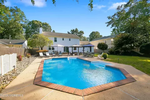 Exterior - 75 Chestnut Ave, Brick, NJ 08724 photo 5 of 5