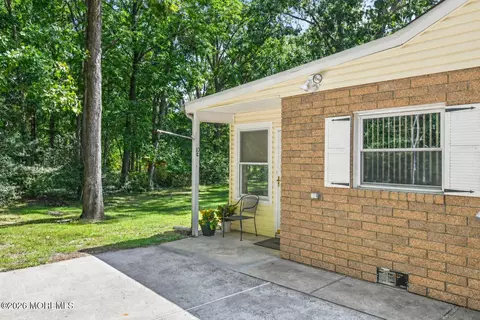 10 C Birch St, Toms River, NJ 08757