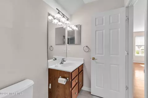 Bath - 2 Appleby Ct, Jackson, NJ 08527 photo 4 of 4