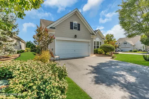 Exterior - 2 Appleby Ct, Jackson, NJ 08527 photo 4 of 12