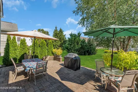 Exterior - 2 Appleby Ct, Jackson, NJ 08527 photo 7 of 12