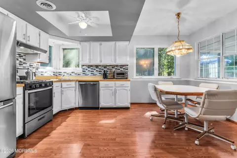 Kitchen - 8 Norwick Dr, Forked River, NJ 08731 photo 1 of 2