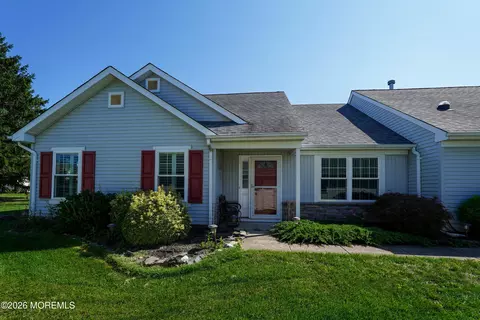 2476 Spring Hill Dr, Toms River, NJ 08755