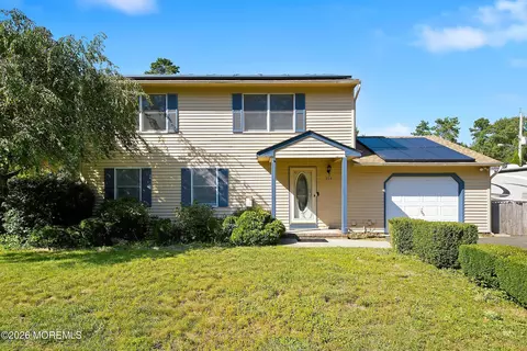 354 Veterans Blvd, Bayville, NJ 08721