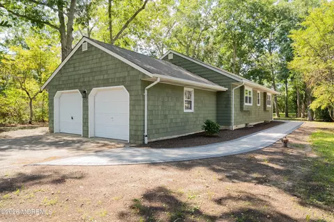 1425 Forecastle Ave, Manahawkin, NJ 08050