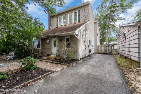 Other - 428 Windsor St, Forked River, NJ 08731 photo 2 of 15