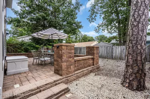 Exterior - 428 Windsor St, Forked River, NJ 08731 photo 4 of 13