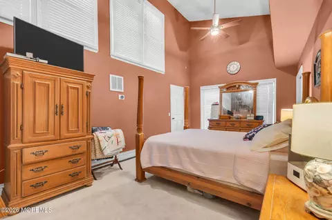 Bedroom - 428 Windsor St, Forked River, NJ 08731 photo 5 of 6