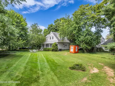 Exterior - 19 N Ward Ave, Rumson, NJ 07760 photo 1 of 5