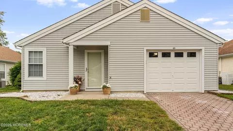 65 Pine Oak Blvd, Barnegat, NJ 08005