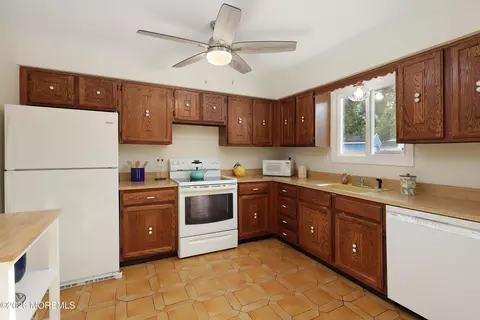 Kitchen - 253 Forest Ave, Middletown, NJ 07748 photo 1 of 1