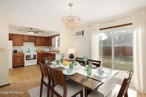 Dining - 253 Forest Ave, Middletown, NJ 07748 photo 3 of 4