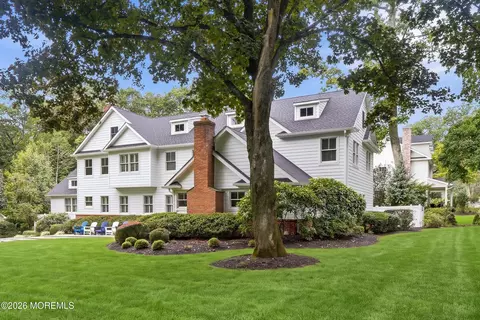 Exterior - 24 Circle Dr, Rumson, NJ 07760 photo 7 of 7