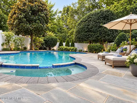 Exterior - 24 Circle Dr, Rumson, NJ 07760 photo 3 of 7