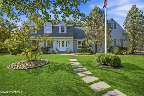 9 Lakeview Dr, Tinton Falls, NJ 07712